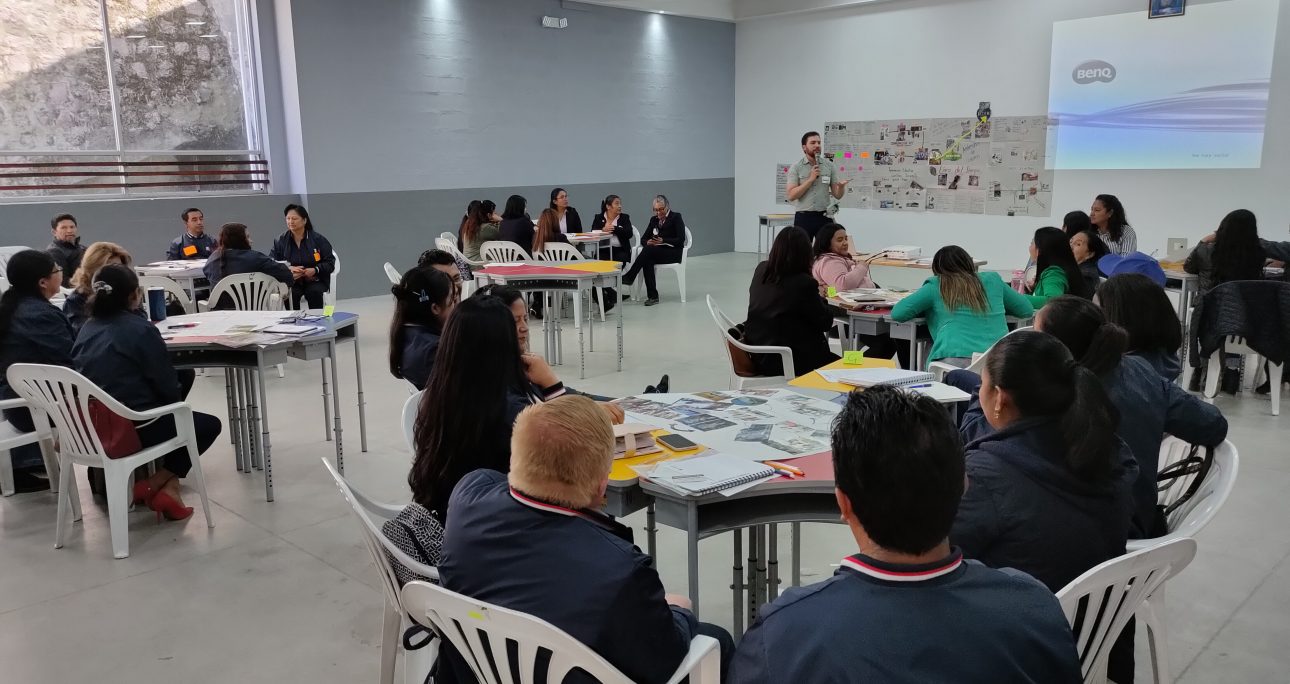 Liderazgo pedagógico y nuevas prácticas: Jornada de innovación educativa reúne a equipos gestores de seis centros educativos fiscales