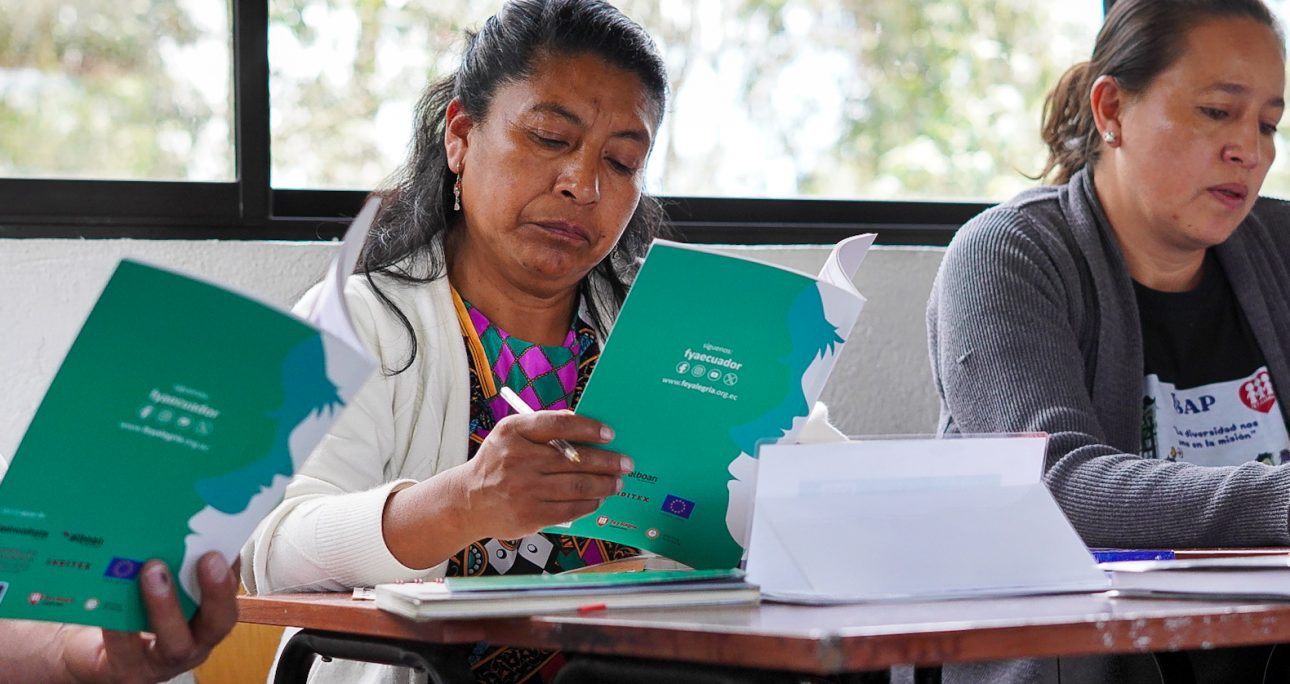Fe y Alegría Ecuador recibe certificación de Keeping Children Safe como entidad que trabaja por garantizar la protección de la niñez