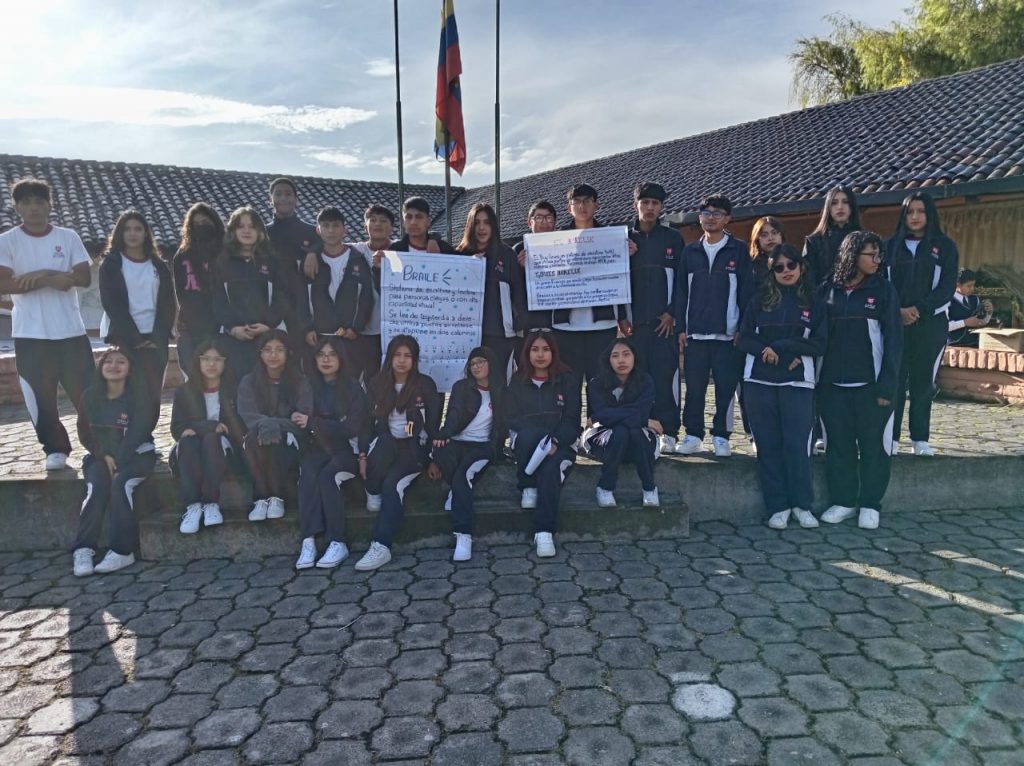 U.E.  Fiscomisional «Santa Cruz de La Providencia Fe y Alegría»