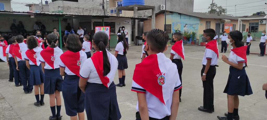 Escuela De Educación Básica Fiscomisional “Padre José Antonio González De Durana S.J.”